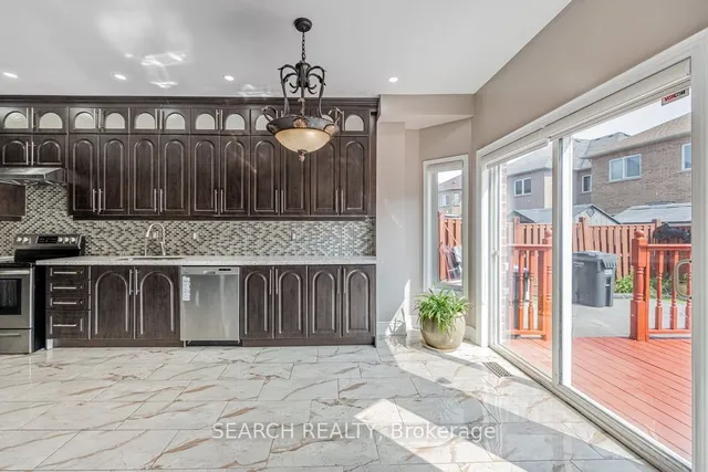 Additional image 15 of 7 Homeview Rd