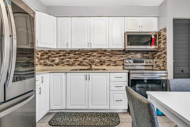 Additional image 20 of 2 Dailing Gate Unit 19