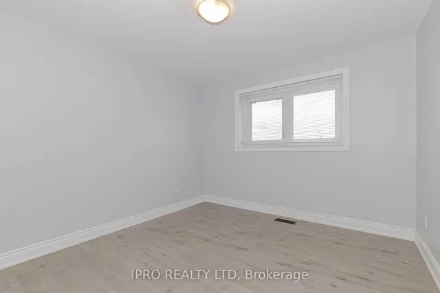 Additional image 19 of 17 Town House Cres