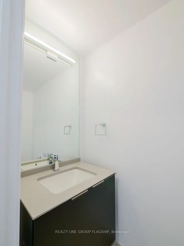 Additional image 21 of 4208 Dundas St Unit 504