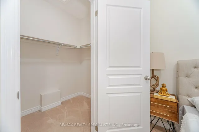 Additional image 20 of 90 Truro Circ