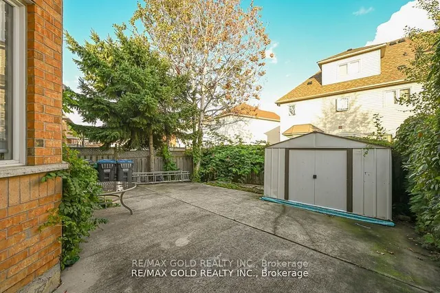 Additional image 35 of 52 Sandyshores Dr