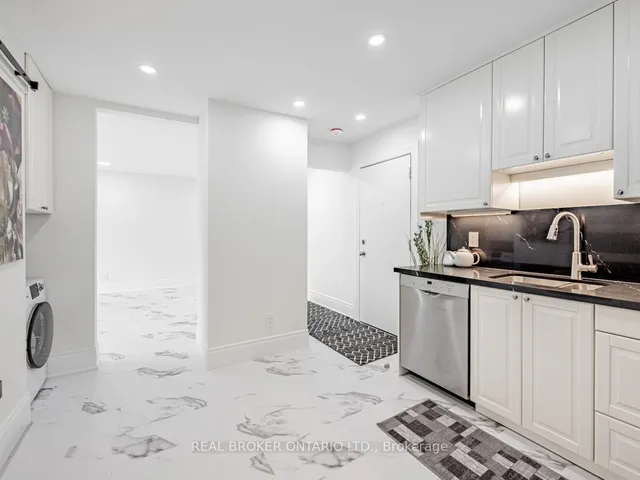 Additional image 8 of 2693 Lakeshore Blvd Unit 6