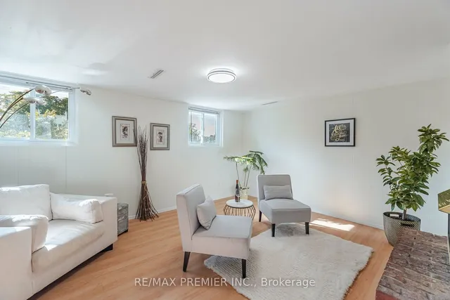 Additional image 22 of 164 Avondale Blvd