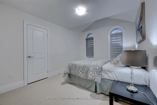 Additional image 22 of 477 Brisdale Dr