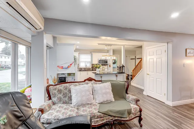 Additional image 8 of 13 Jeffrey St