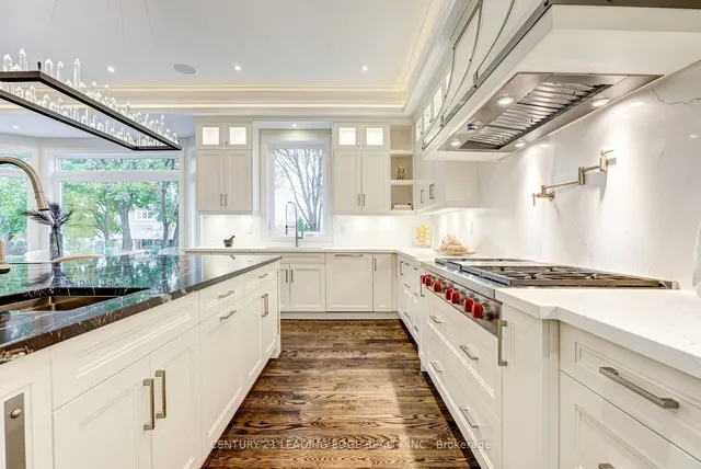 Additional image 20 of 179 Burndale Ave