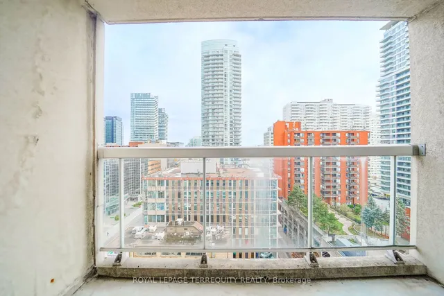 Additional image 26 of 43 Eglinton Ave Unit 1708