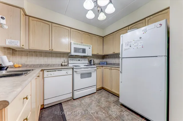 Additional image 8 of 25 Via Rosedale Unit 201