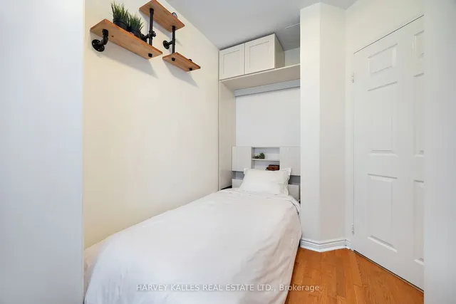 Additional image 18 of 135 Maitland St Unit 205