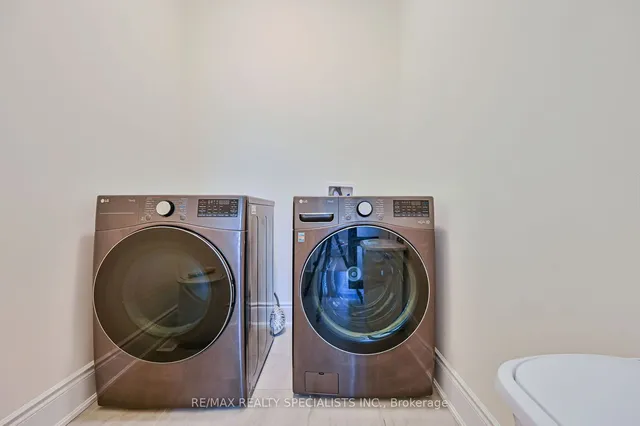 Additional image 38 of 215 Hayrake St