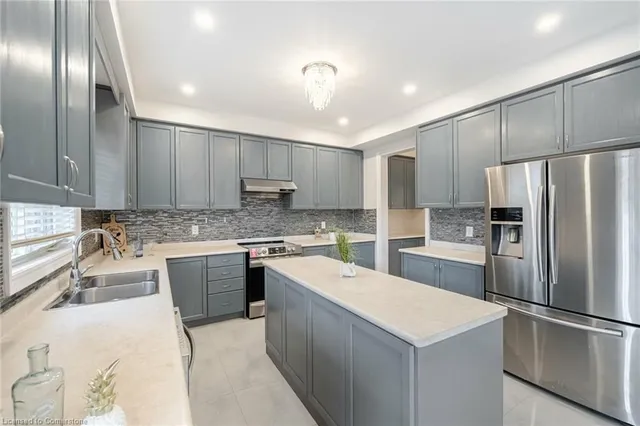 Additional image 10 of 8 Decorso Dr