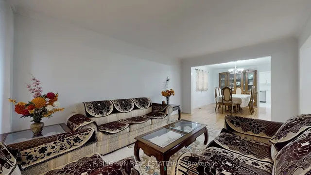 Additional image 2 of 4 Mossbank Dr