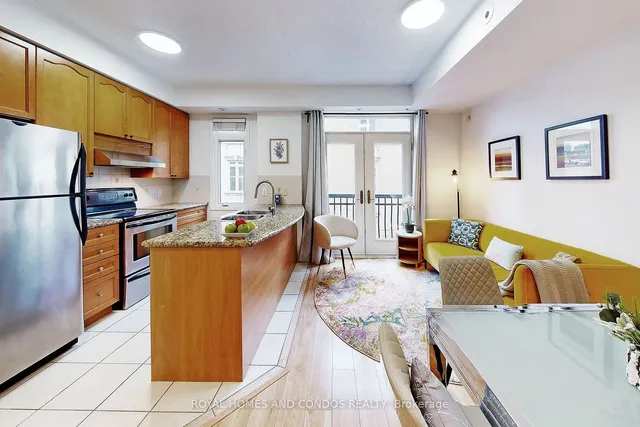 Additional image 4 of 60 Carr St Unit Th5