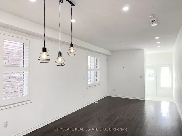 Additional image 11 of 26 Clockwork Dr