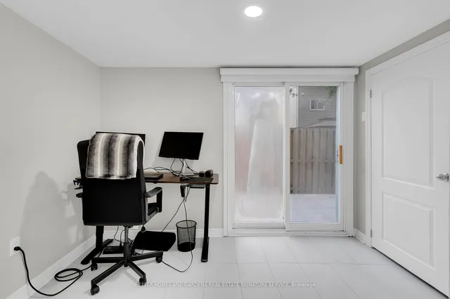 Additional image 27 of 42 Ellis Dr