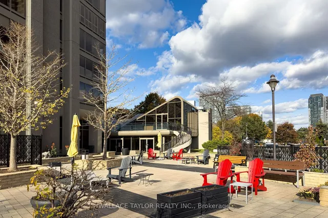 Additional image 17 of 2045 Lake Shore Blvd Unit 1612