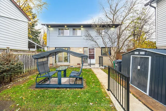 Additional image 3 of 3 Hollyhedge Crt