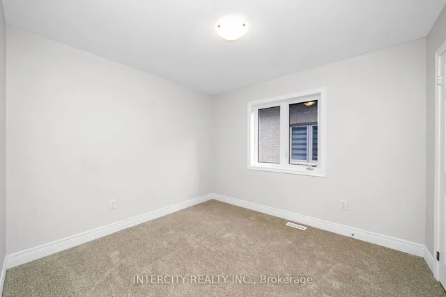 Additional image 25 of 75 Claremont Dr