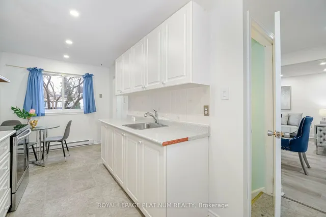 Additional image 11 of 3 Hollyhedge Crt