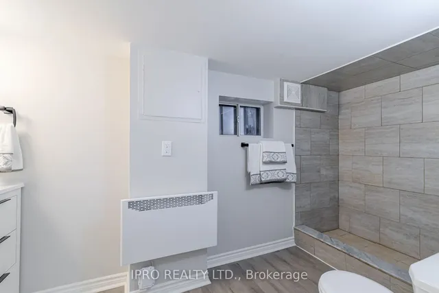 Additional image 6 of 1140 Dufferin St