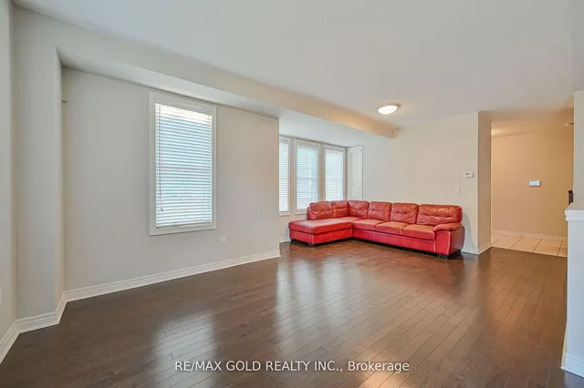 Additional image 12 of 101 Finegan Circ