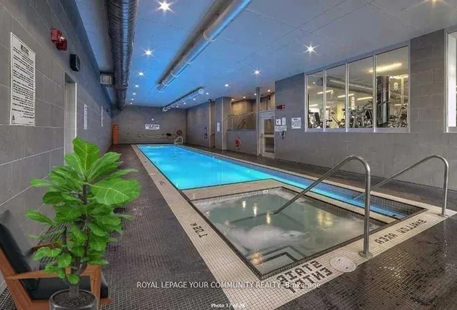 Additional image 20 of 10 Capreol Crt Unit 902