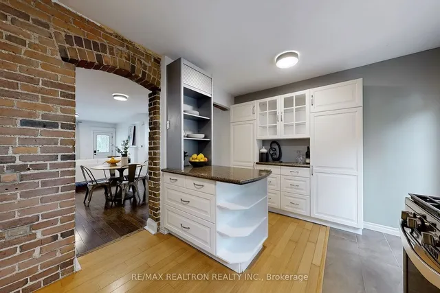 Additional image 16 of 1578 Dundas St