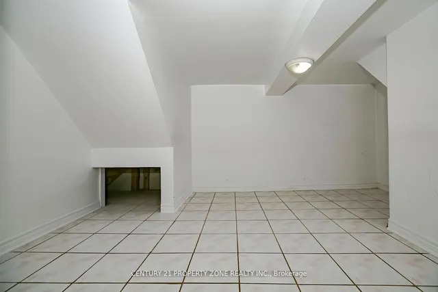 Additional image 37 of 15 Vernet Cres