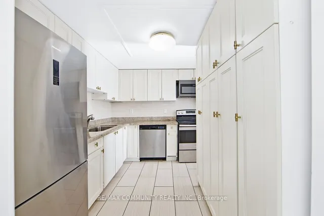 Additional image 12 of 10 Dean Park Rd Unit 1103