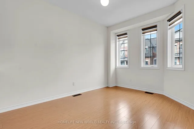 Additional image 22 of 8 Shiff Cres