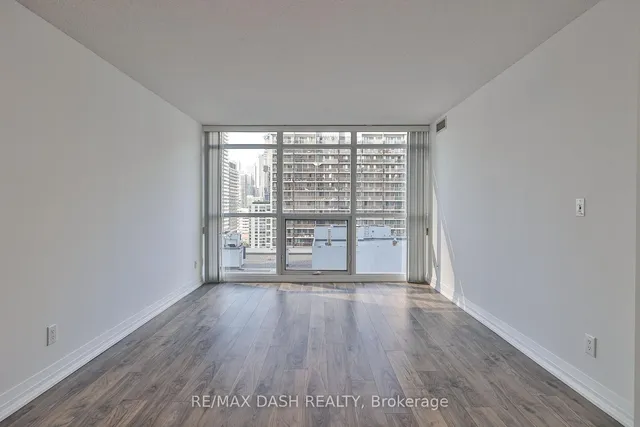 Additional image 13 of 25 Carlton St Unit 2010