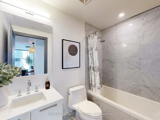 Additional image 21 of 1 Gloucester St Unit 609