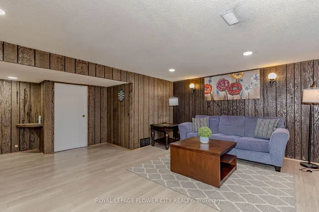 Additional image 29 of 2 Alexandria Cres