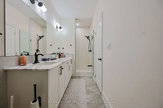 Additional image 27 of 215 Hayrake St