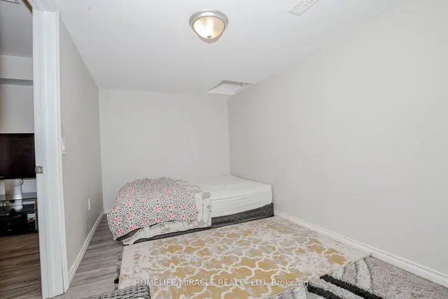 Additional image 25 of 9 Dufay Rd