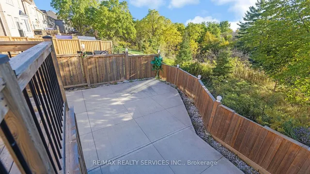 Additional image 38 of 76 Elmcrest Dr
