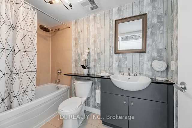 Additional image 21 of 397 Front St Unit 1802