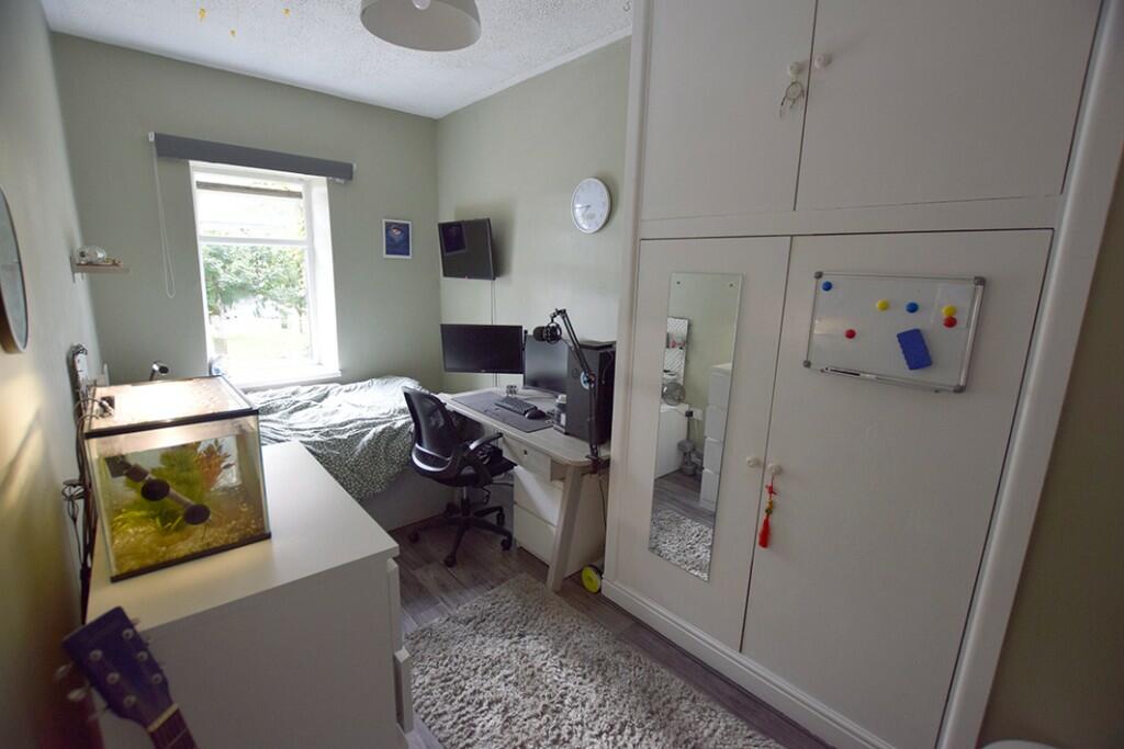 Additional image 11 of 33 Church Square, Burnley, Lancashire, BB10 3NH