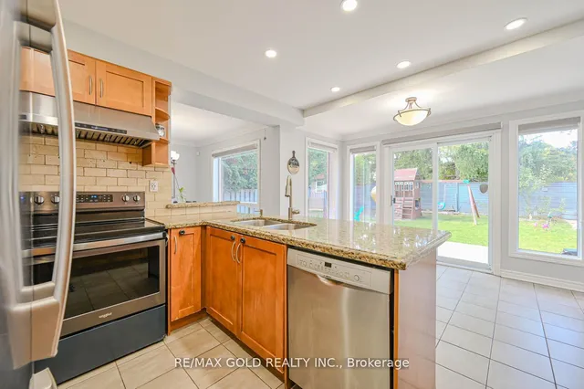 Additional image 11 of 36 Barr Cres