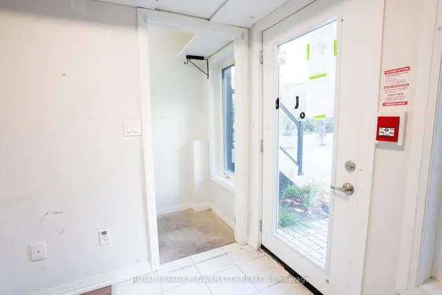 Additional image 2 of 402 The East mall suite Unit 116
