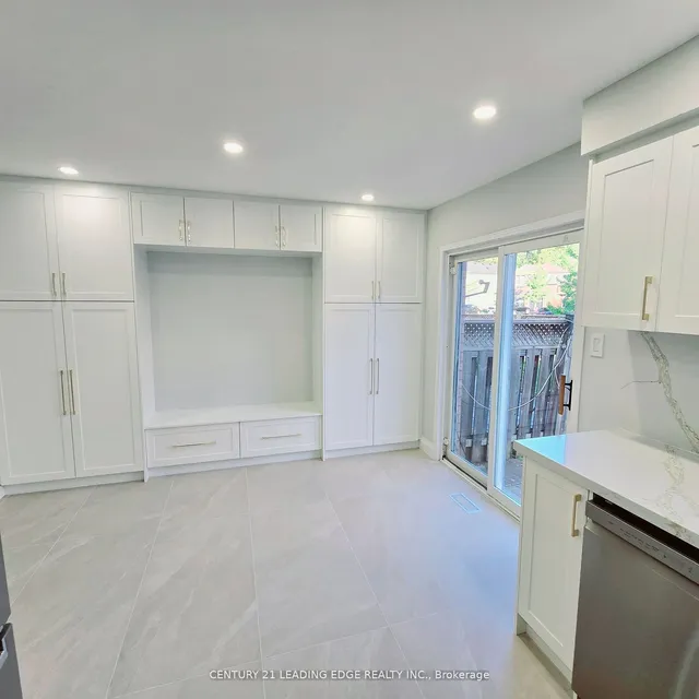 Additional image 8 of 15 Hackberry Gate