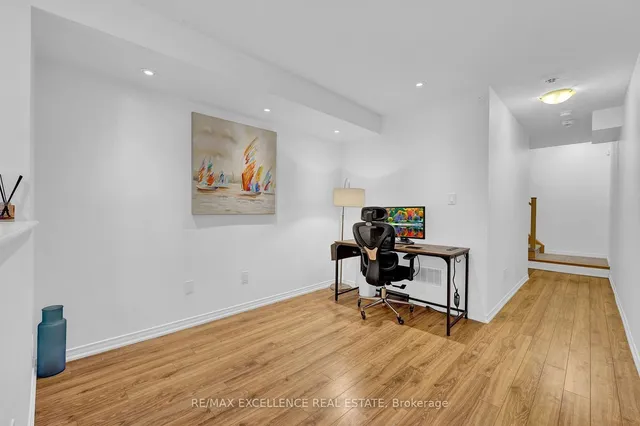 Additional image 6 of 5 Francesco St