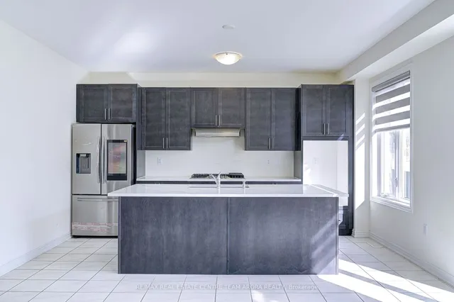 Additional image 16 of 379 Valleyway Dr