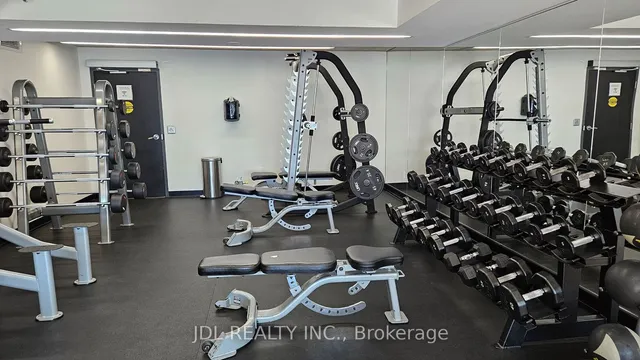 Additional image 23 of 775 King St Unit 521