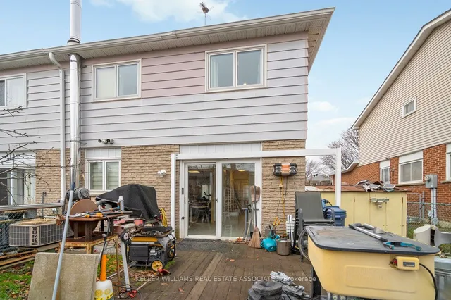 Additional image 33 of 21 Wright St