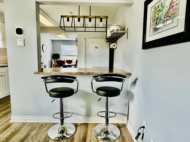 Additional image 11 of 41 Winterfold Dr