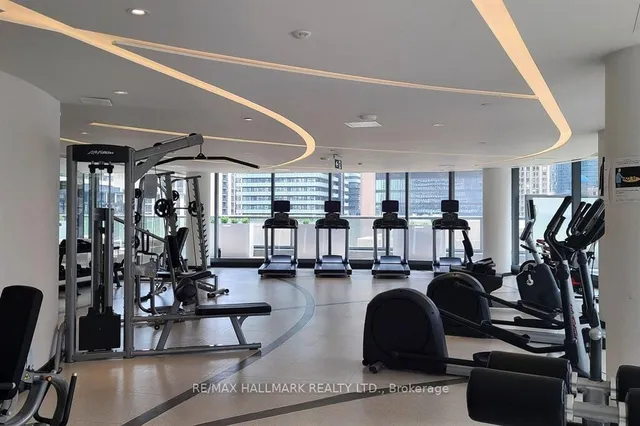 Additional image 30 of 11 Wellesley St Unit 3909