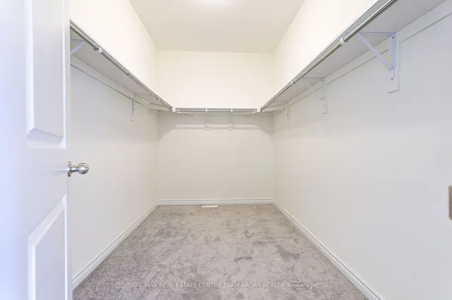 Additional image 20 of 379 Valleyway Dr