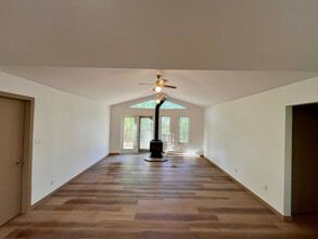 Additional image 2 of 80 Lynwood Dr